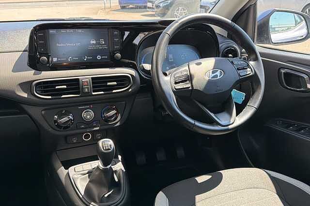 Hyundai i10 1.0 Advance 5dr