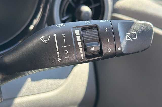 Hyundai i10 1.0 Advance 5dr