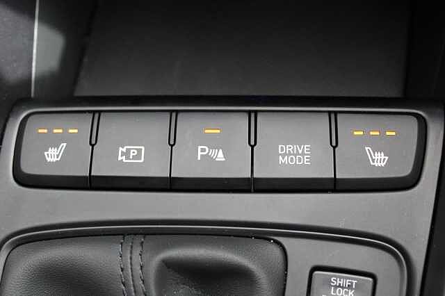 Hyundai i20 Premium 1.0 T-GDI Auto