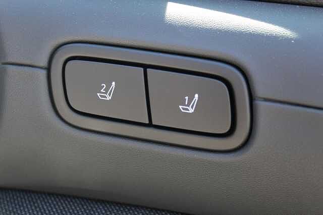 Hyundai TUCSON Ultimate 1.6T HEV Serenity White