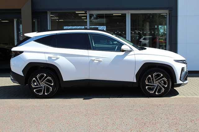 Hyundai TUCSON Ultimate 1.6T HEV Serenity White