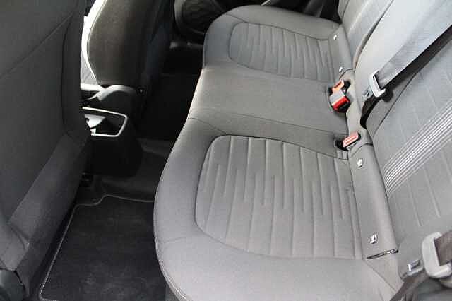 Hyundai I10 Advance 1.0 MPI Auto Polar White