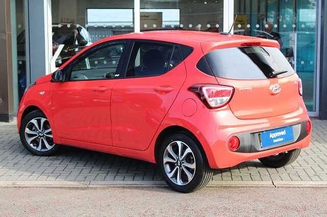 Hyundai I10 Play 1.0 MPI Tomato Red