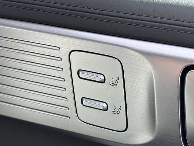 Hyundai SANTA FE Ultimate 1.6 T-GDI HEV 2WD Magnetic Force