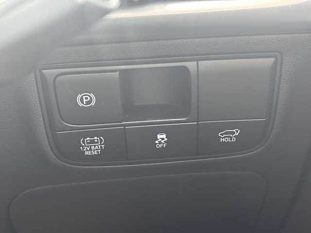 Hyundai TUCSON Ultimate 1.6 T-GDI HEV WHITE