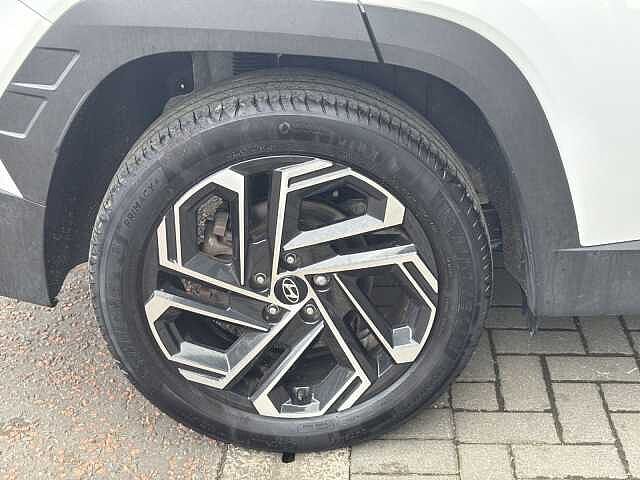 Hyundai TUCSON Ultimate 1.6 T-GDI HEV WHITE