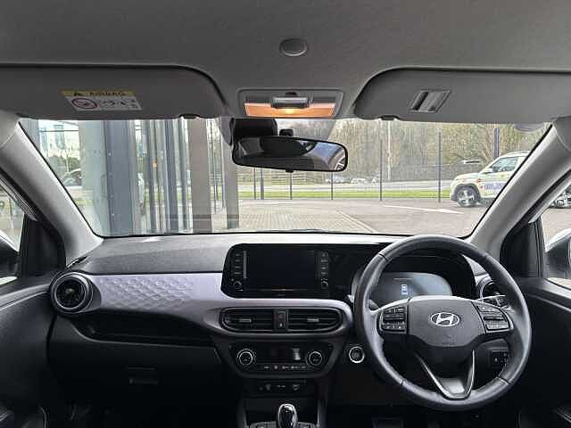 Hyundai I10 Premium 1.0 67PS AMT WHITE