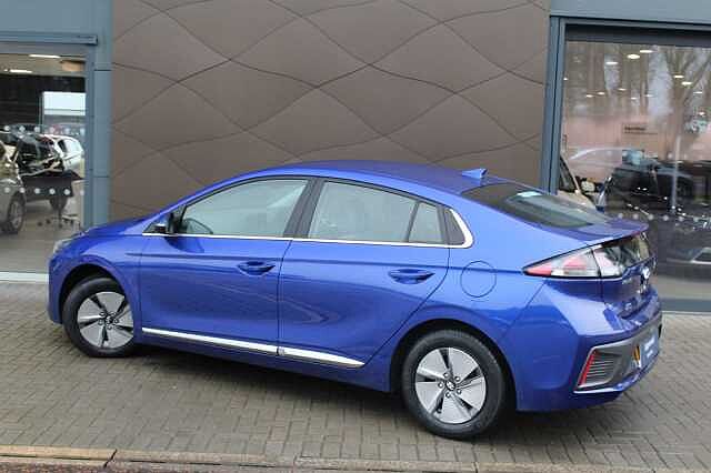 Hyundai IONIQ HYBRID Premium 1.6 HEV DCT Intense Blue