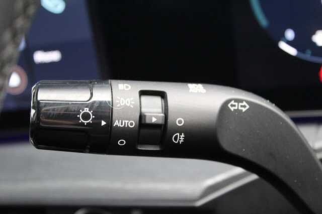 Hyundai SANTA FE Premium 1.6 T-GDI PHEV 4WD Abyss Black