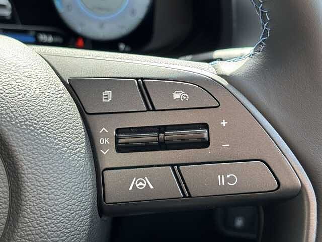 Hyundai BAYON Ultimate 1.0T 6MT Vibrant Blue