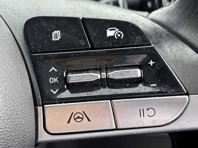 Hyundai TUCSON Premium 1.6 150PS 6MT GREY