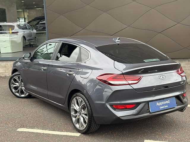 Hyundai i30 Fastback Premium 1.4 140PS 6MT