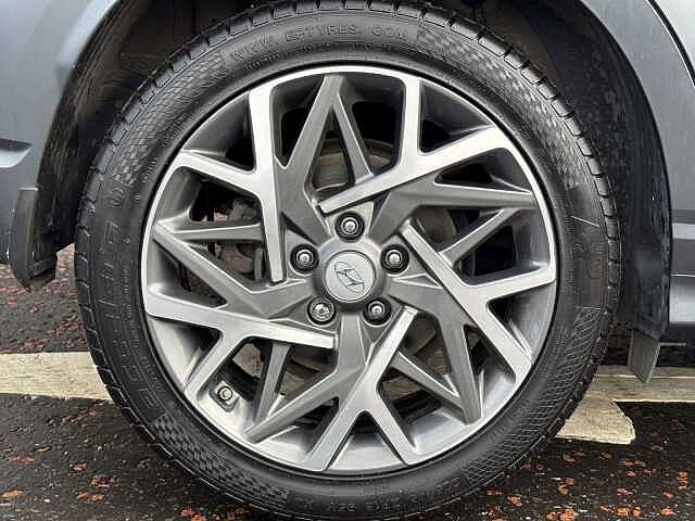 Hyundai KONA Hybrid Premium 1.6 HEV DCT