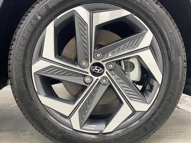 Hyundai TUCSON 1.6 TGDi Plug-in Hybrid Premium 5dr 4WD Auto
