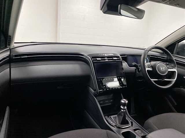 Hyundai TUCSON 1.6 TGDi 48V MHD SE Connect 5dr 2WD