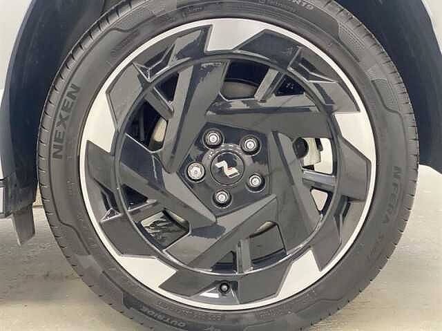 Hyundai KONA 160kW N Line 65kWh 5dr Auto SILVER