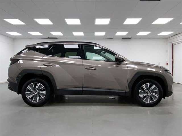 Hyundai TUCSON 1.6 TGDi Hybrid 230 SE Connect 5dr 2WD Auto BRONZE