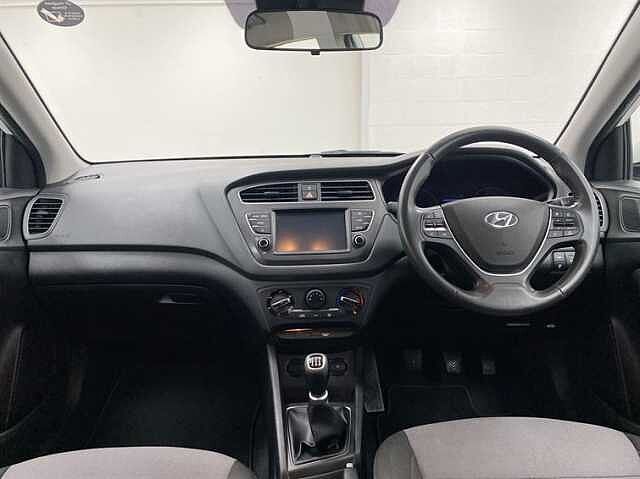 Hyundai I20 1.2 MPi SE 5dr WHITE