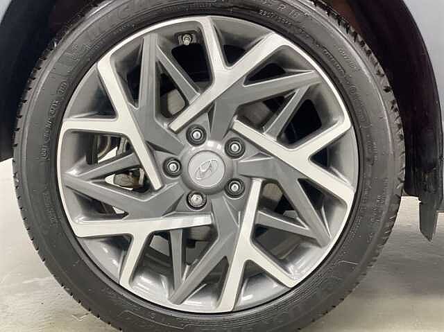 Hyundai KONA 1.6 GDi Hybrid Premium 5dr DCT RED