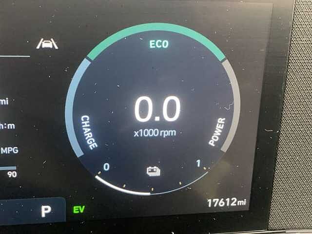 Hyundai KONA 1.6 GDi Hybrid Advance 5dr DCT WHITE