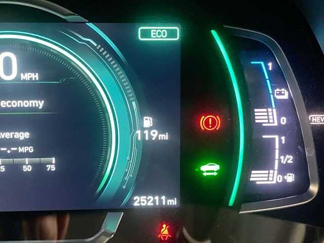 Hyundai IONIQ 1.6 GDi Plug-in Hybrid Premium SE 5dr DCT