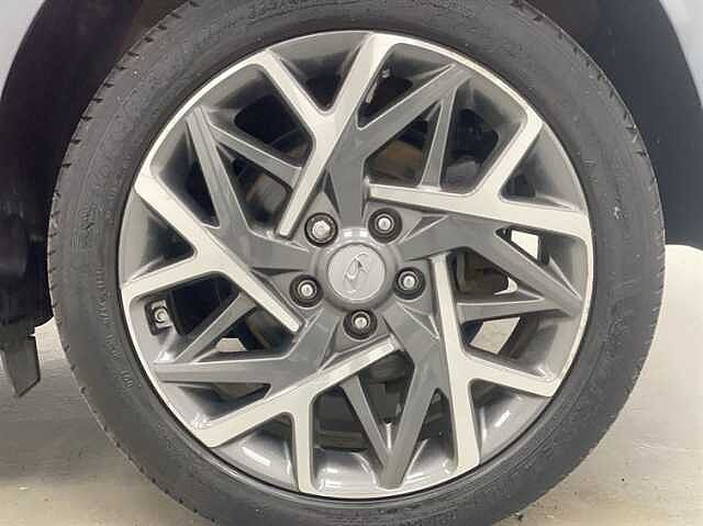 Hyundai KONA 1.6 GDi Hybrid Premium 5dr DCT RED