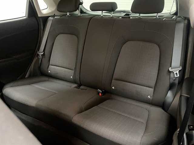 Hyundai KONA 1.6 GDi Hybrid Premium 5dr DCT BLACK