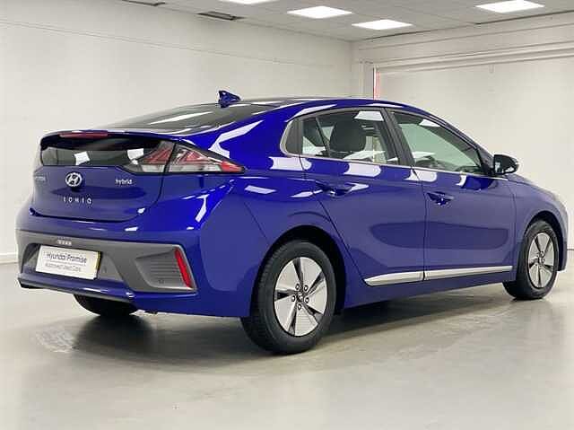 Hyundai IONIQ 1.6 GDi Hybrid Premium 5dr DCT BLUE