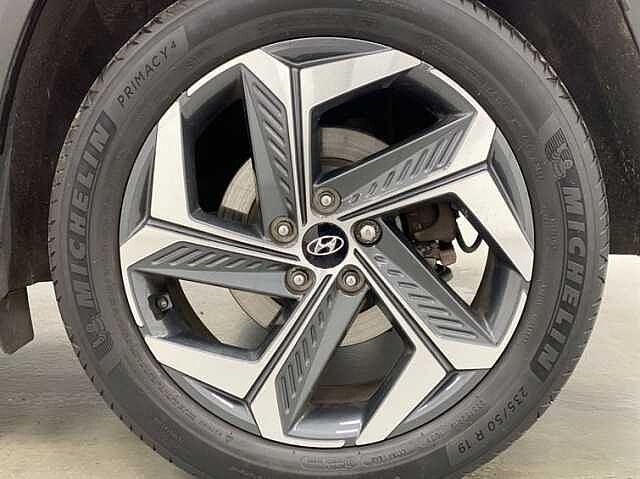 Hyundai TUCSON 1.6 TGDi Hybrid 230 Ultimate 5dr 2WD Auto RED