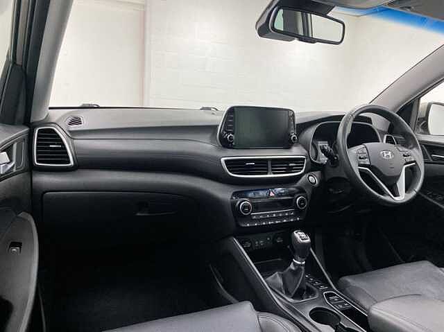 Hyundai TUCSON 1.6 TGDi 177 Premium SE 5dr 2WD BEIGE