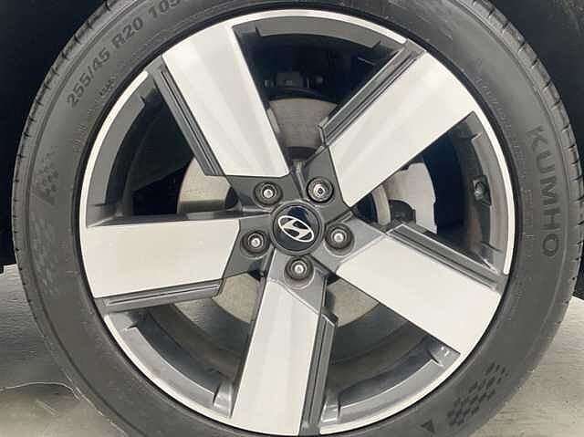 Hyundai SANTA FE 1.6 TGDi Plug-in Hybrid Ultimate 5dr 4WD Auto GREEN