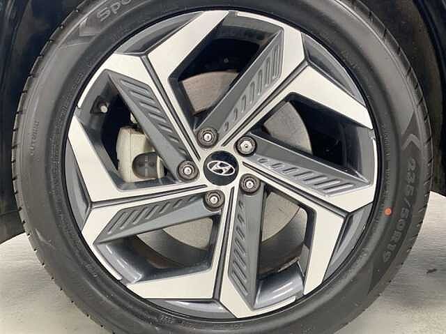 Hyundai TUCSON 1.6 TGDi Hybrid 230 Premium 5dr 2WD Auto BLACK