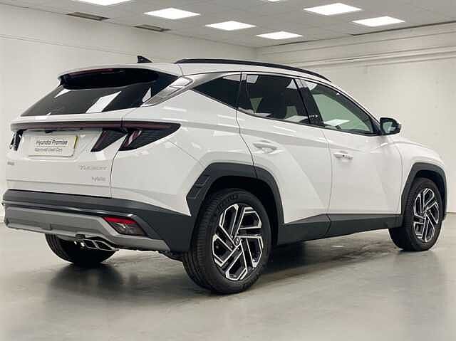 Hyundai TUCSON 1.6T 239 Hybrid Ultimate 5dr Auto WHITE