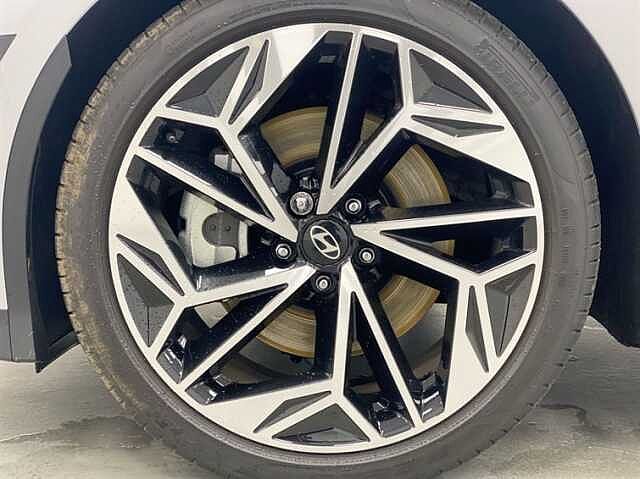 Hyundai IONIQ 6 168kW Premium 77kWh 4dr Auto