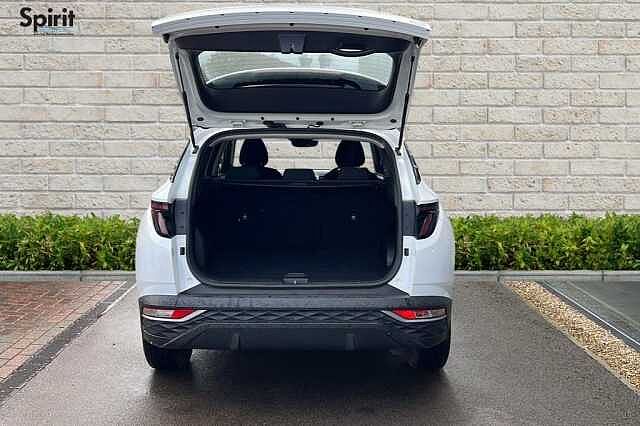 Hyundai Tucson 1.6 TGDi Hybrid 230 SE Connect 5dr 2WD Auto