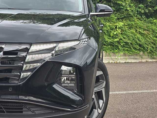 Hyundai TUCSON 1.6 TGDi Plug-in Hybrid Premium 5dr 4WD Auto Abyss Black