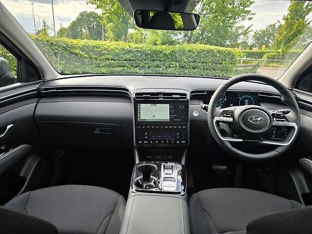 Hyundai TUCSON 1.6 TGDi Plug-in Hybrid Premium 5dr 4WD Auto Abyss Black