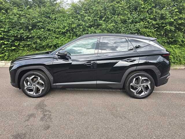 Hyundai TUCSON 1.6 TGDi Plug-in Hybrid Premium 5dr 4WD Auto Abyss Black
