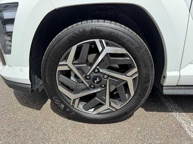 Hyundai KONA 1.6 Hybrid 129 N Line S 5dr DCT Atlas White