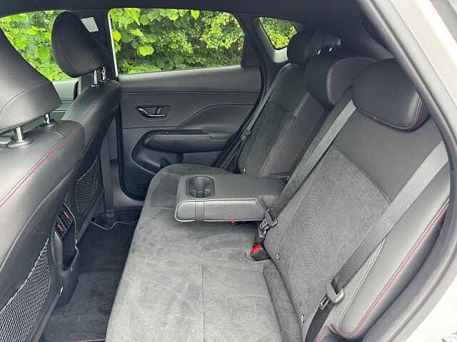 Hyundai KONA 1.6 Hybrid 129 N Line S 5dr DCT Atlas White