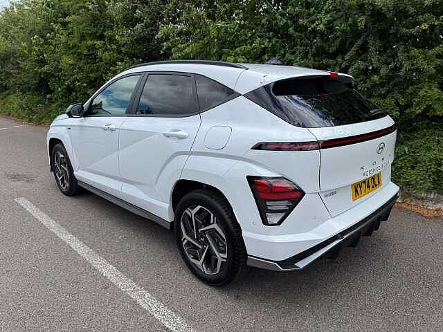 Hyundai KONA 1.6 Hybrid 129 N Line S 5dr DCT Atlas White