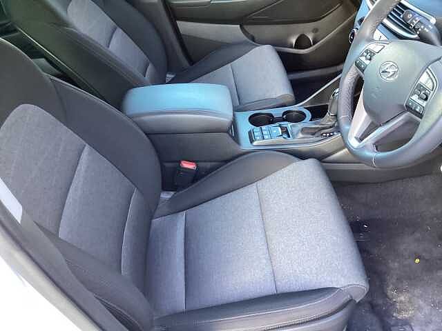 Hyundai TUCSON 1.6 CRDi 48V MHD 136 SE Nav 5dr 2WD DCT Polar White