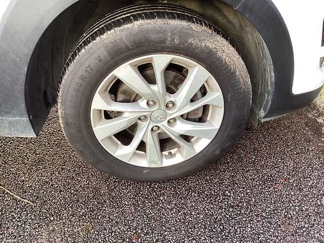 Hyundai TUCSON 1.6 CRDi 48V MHD 136 SE Nav 5dr 2WD DCT Polar White