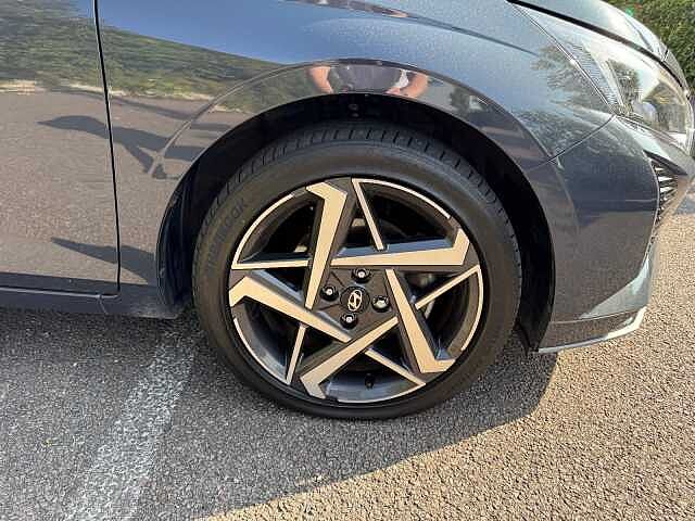 Hyundai i20 1.0T GDi Premium 5dr DCT