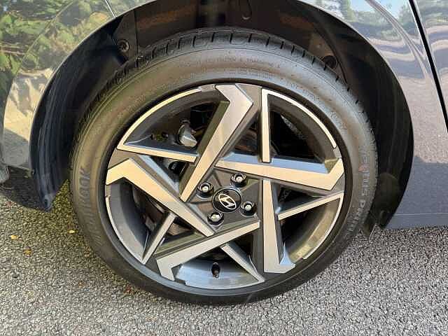 Hyundai i20 1.0T GDi Premium 5dr DCT