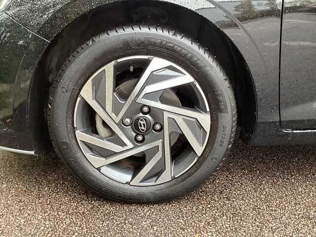 Hyundai i20 1.0T GDi Advance 5dr