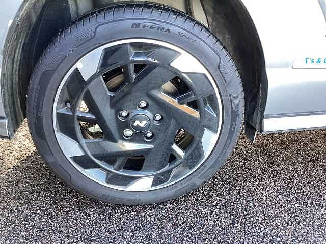 Hyundai KONA 160kW N Line 65kWh 5dr Auto Shimmering Slvr