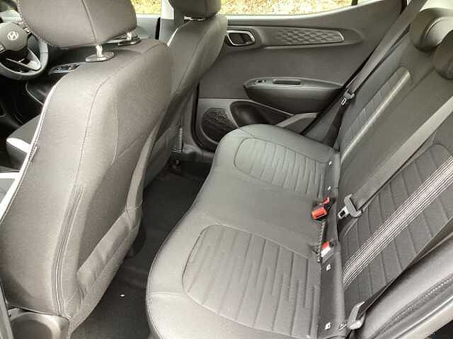 Hyundai i10 1.0 [63] Advance 5dr Auto [Nav]