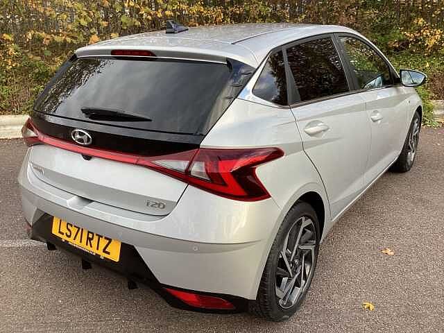Hyundai I20 1.0T GDi 48V MHD Premium 5dr Silver