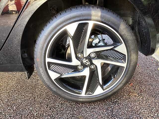 Hyundai i10 1.2 [79] Premium 5dr Auto [Nav]